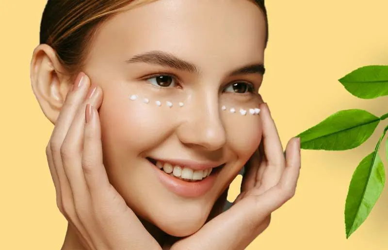 14 melhores cremes hidratantes para os olhos | Recomendado por dermatologistas 