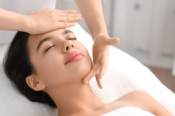 Face Massage 101: Techniques, Benefits, and How to Get Glowing Skin